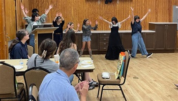 Sayonara Party by Nagano Students